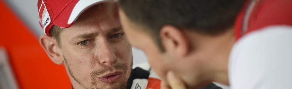 Casey Stoner nel box Ducati