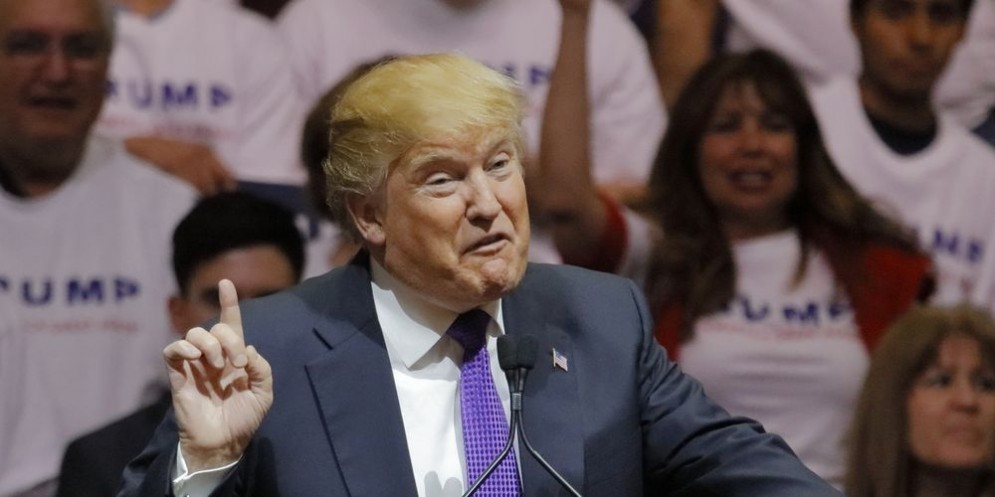 Il candidato repubblicano Donald Trump ha incontrato il presidente del Messico.