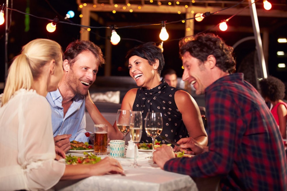 Cenare dopo le 19.00 pare faccia male al cuore