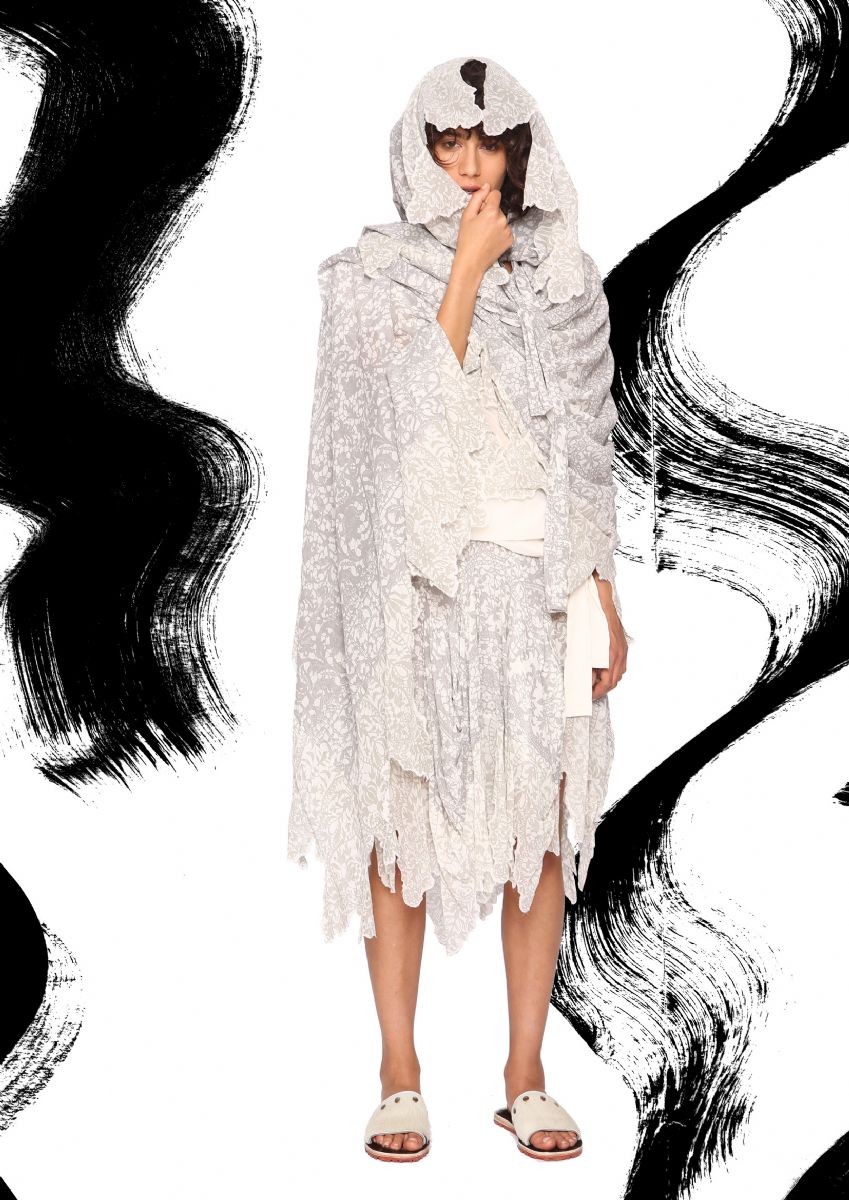 Un look delle collezione Vivienne Westwood SS 2017