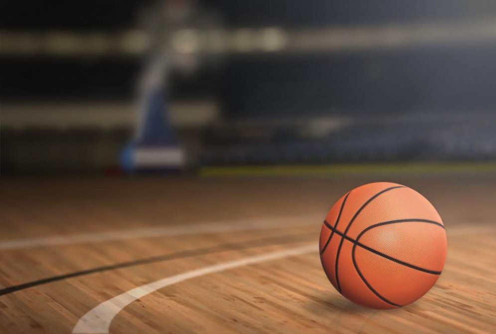 Muore a 16 anni durante una partita a pallacanestro
