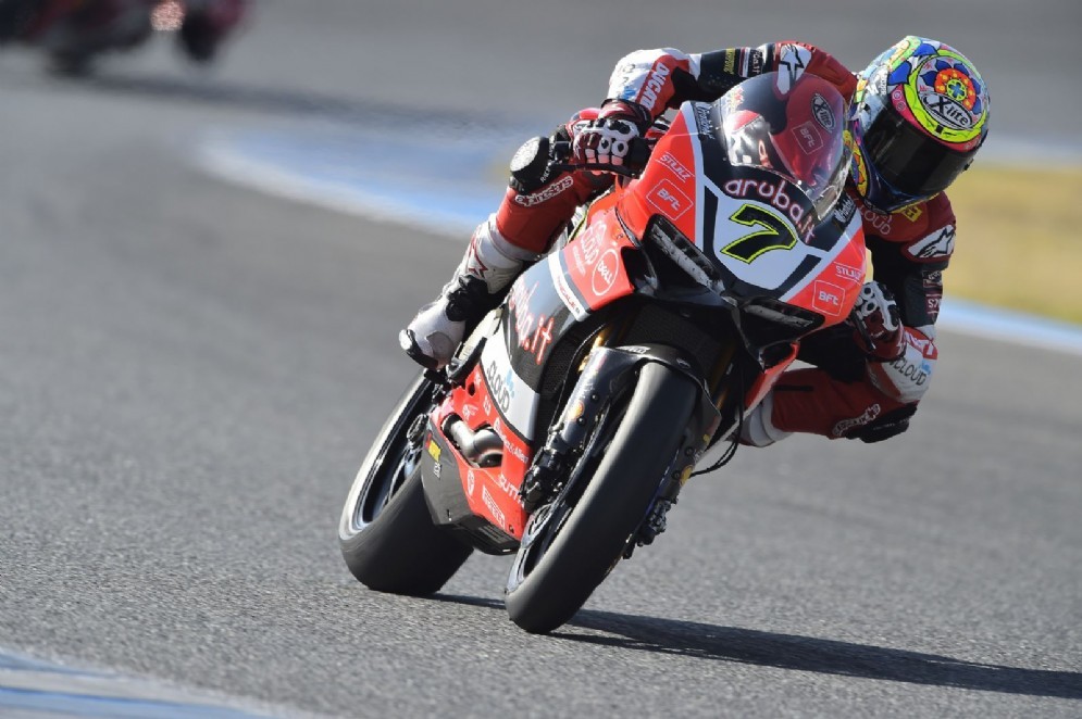 Chaz Davies in azione nelle prove libere a Jerez de la Frontera