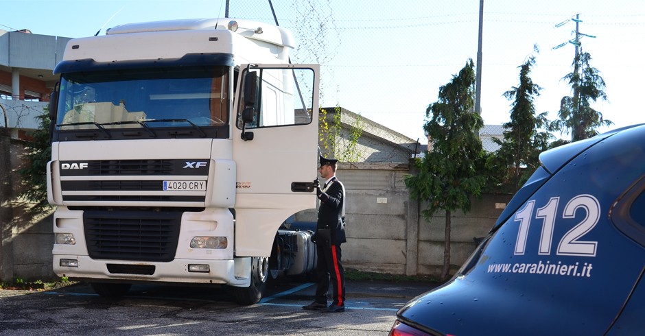 La mostrice con targa spagnola usata per il furto