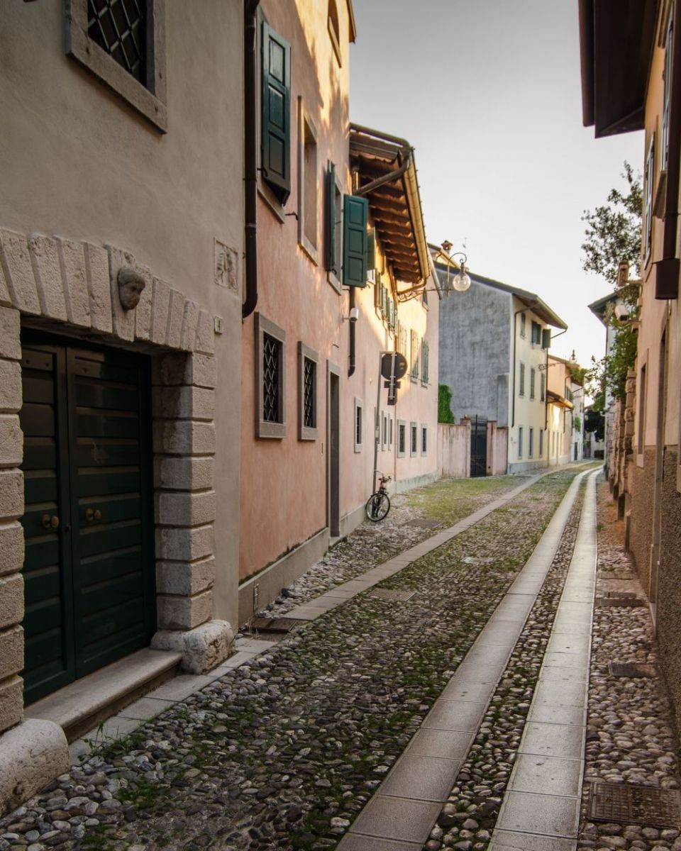 via Zorutti