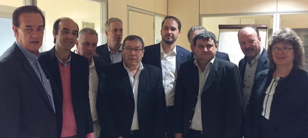 Cristiano Shaurli (Assessore regionale Risorse agricole e forestali) con la delegazione della Provincia di Santa Fe (Repubblica Argentina)