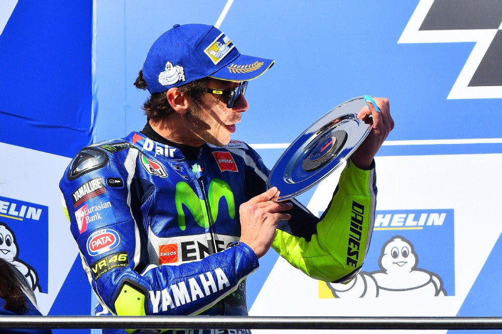 Il Dottore con il trofeo del secondo posto