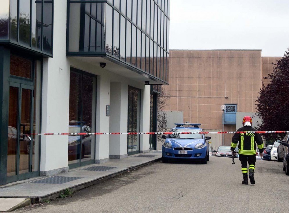 Tutta l'area intorno alla sede di Equitalia è stata presidiata