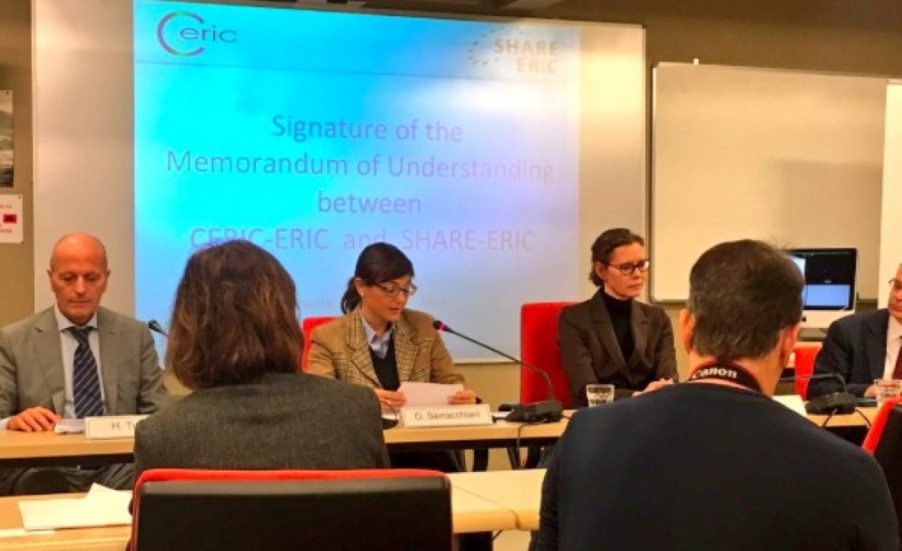 Serracchiani nel corso della presentazione dell'iniziativa