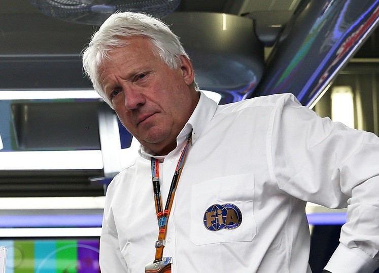 Il direttore di gara Charlie Whiting