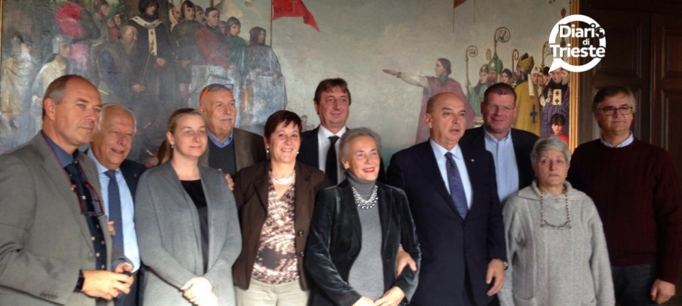 Maria Teresa Bassa Poropat e i sindaci di Trieste e provincia