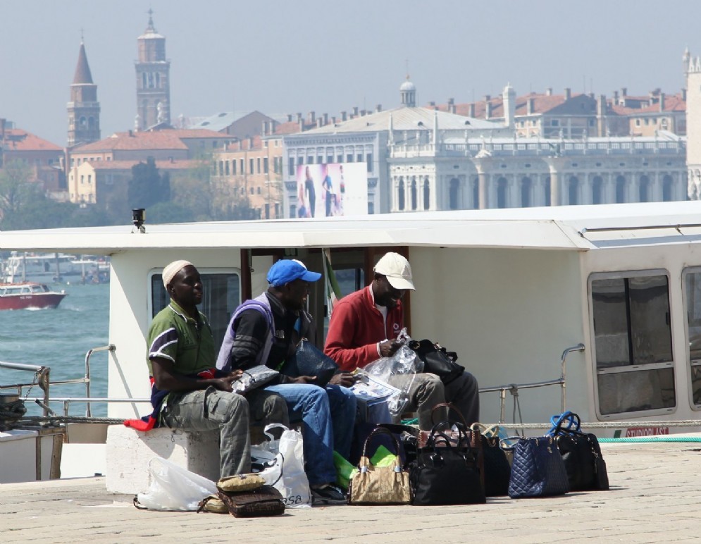 Profughi sbarcati a Venezia