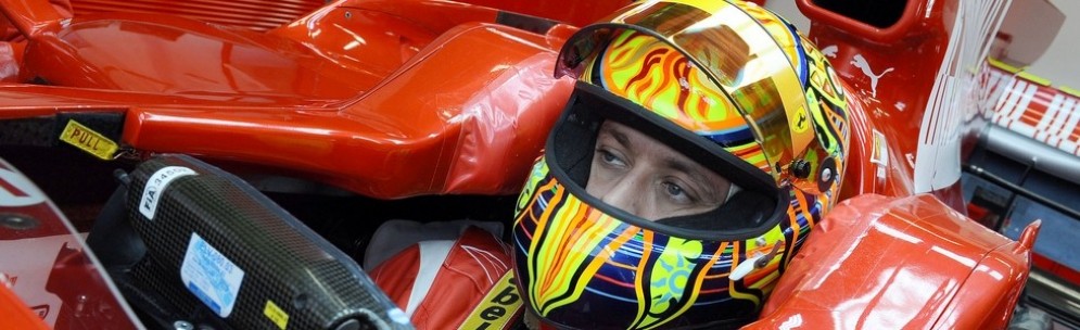 Valentino Rossi al volante della Ferrari