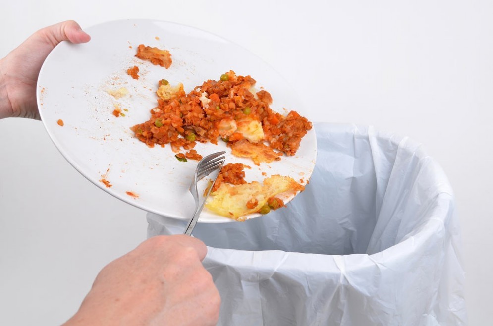 Avanzi di cibo, non buttiamoli ma ricicliamoli