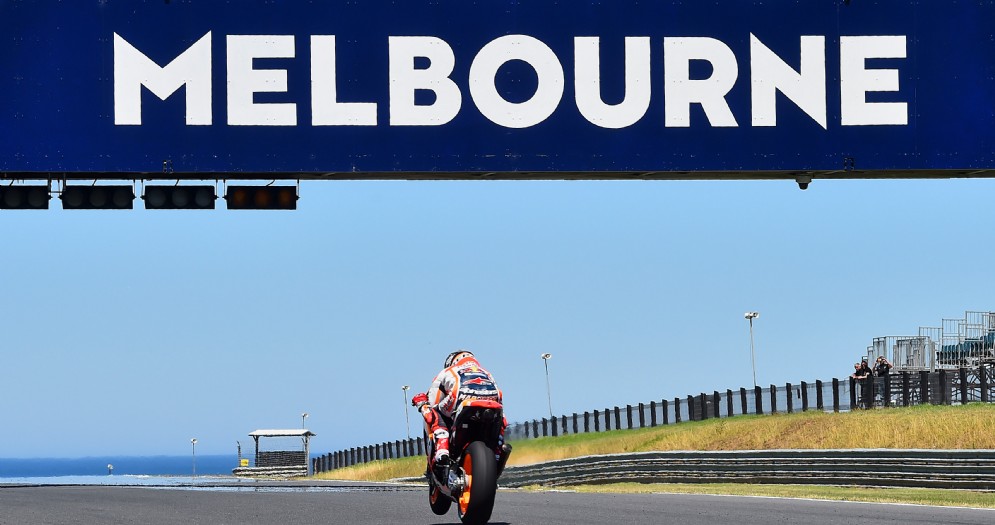 Marc Marquez in azione sulla sua Honda nei test di Phillip Island