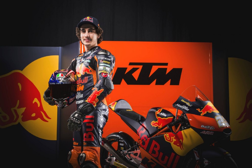Il nostro Niccolò Antonelli, pilota ufficiale Ktm in Moto3
