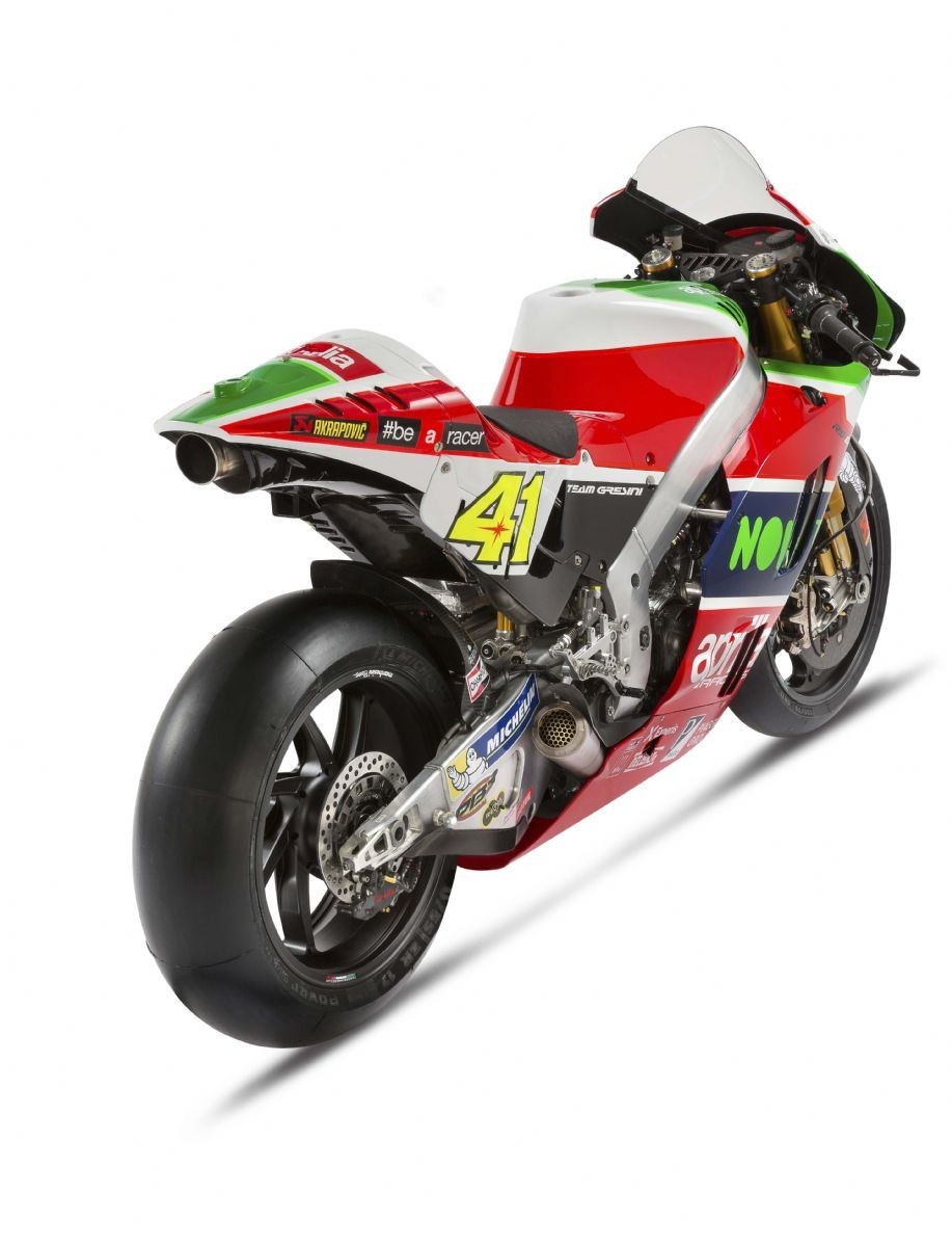 Una vista posteriore della moto