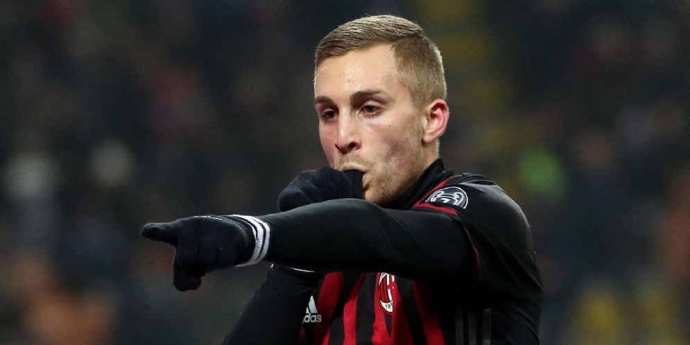 L'attaccante rossonero Gerard Deulofeu