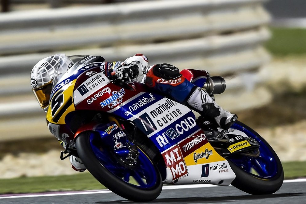 Romano Fenati in pista in Qatar sulla sua Honda