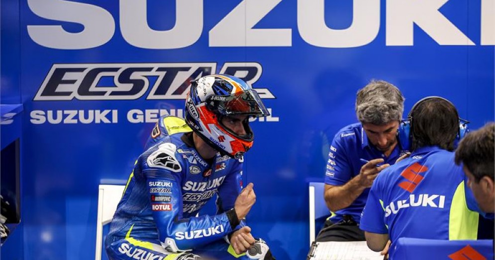 Alex Rins al box