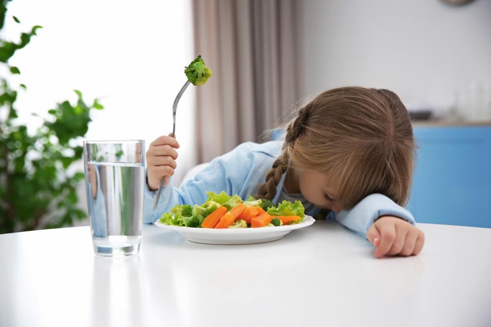 Imporre la dieta vegana ai minori potrebbe divenire reato