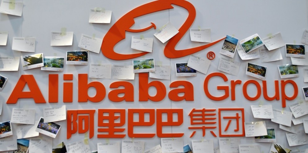 Alibaba alza l'offerta per comprare MoneyGram