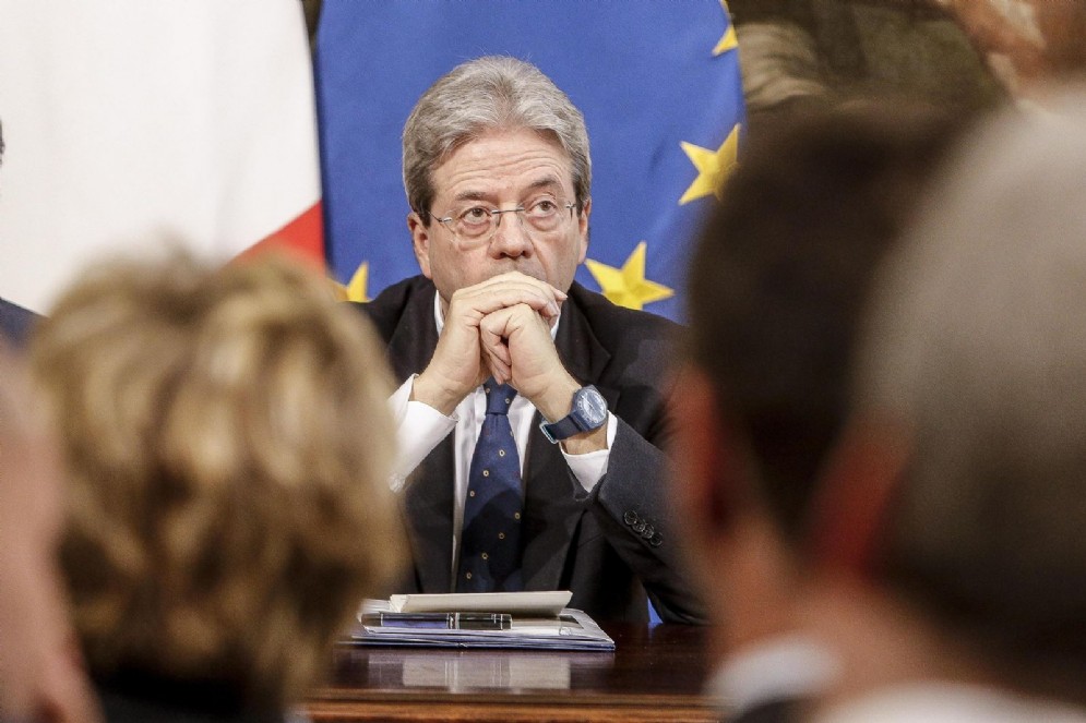 Il premier, Paolo Gentiloni