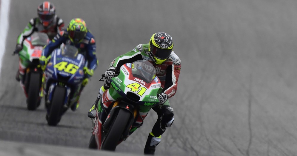 Aleix Espargaro in azione ad Austin