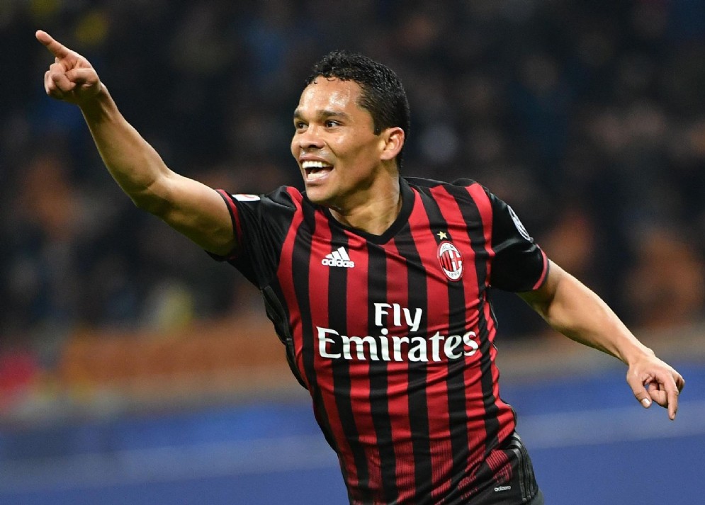 L'attaccante colombiano Carlos Bacca