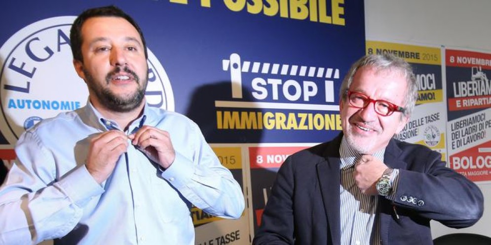 Salvini replica a Maroni: «Non guido Lega serva di qualcuno»