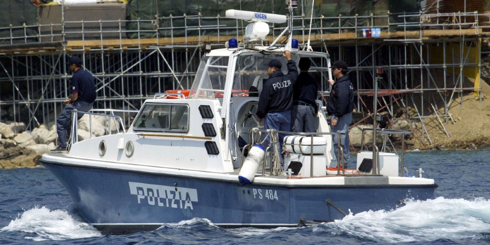 Salvataggio della Polizia lagunare
