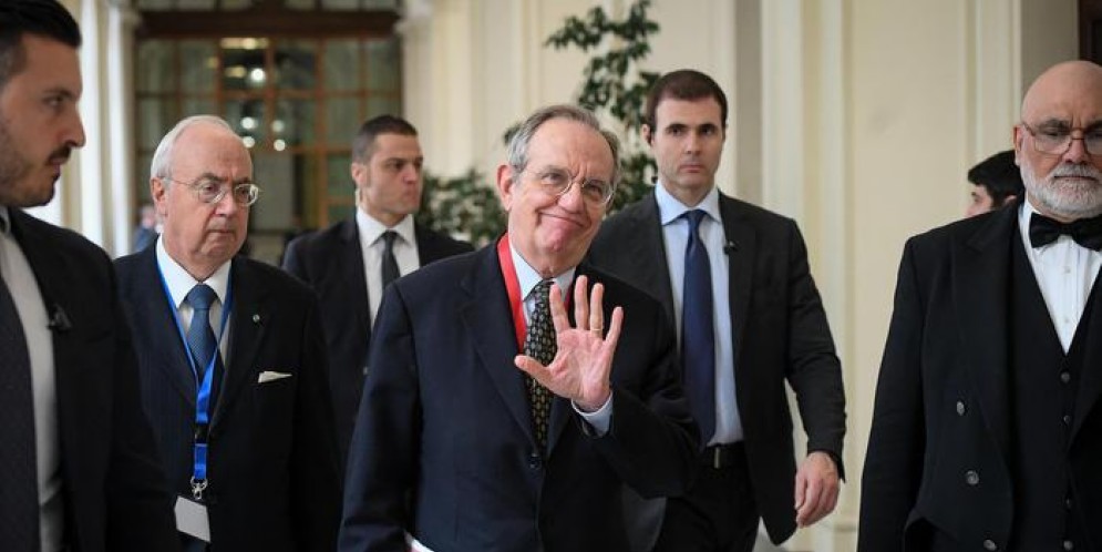 Il Ministro delle Finanze, Pier Carlo Padoan