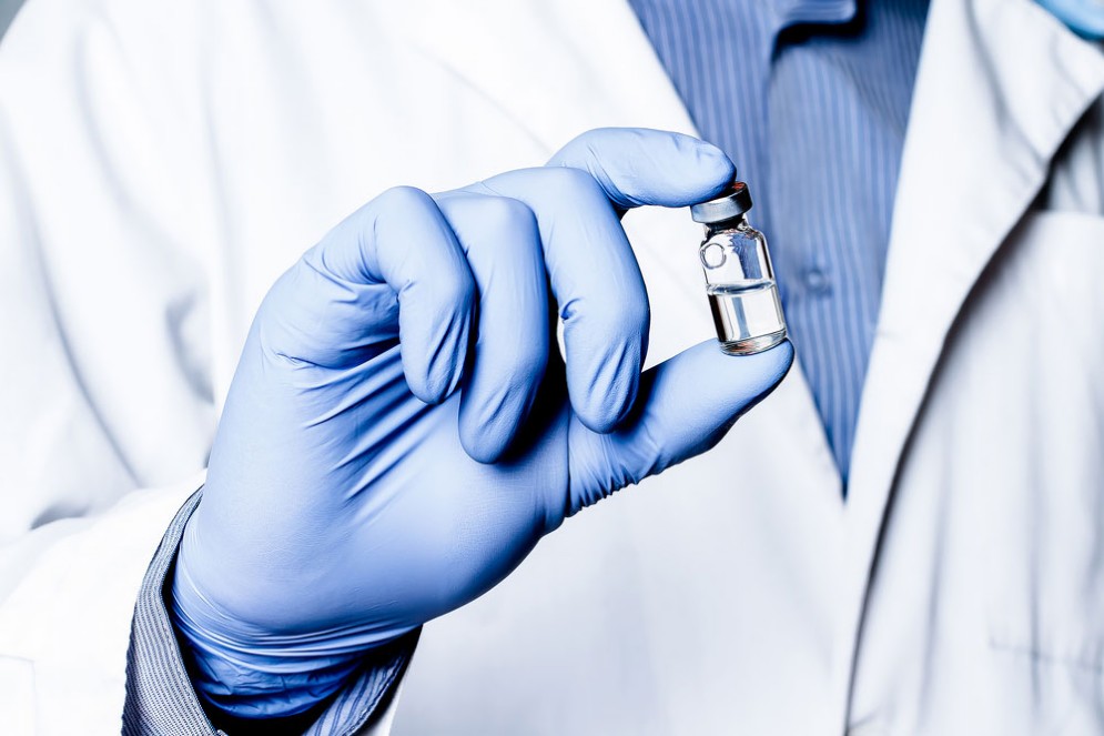 Altro medico antivaccini radiato dall'albo