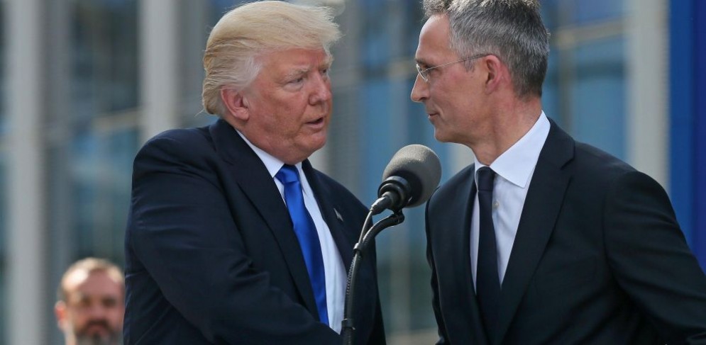 Il presidente Usa Donald Trump con il segretario generale Nato Jens Stoltenberg