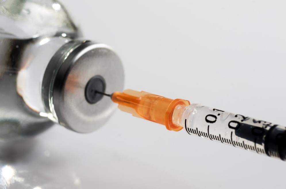 Vaccini, è attivo il numero verde 1500