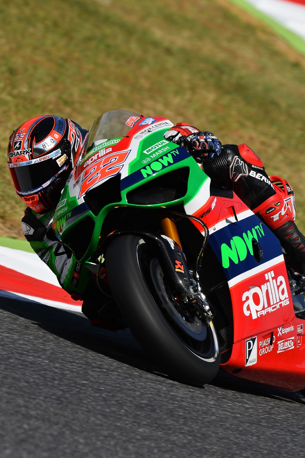Il giovane pilota inglese in azione sulla sua RS-GP