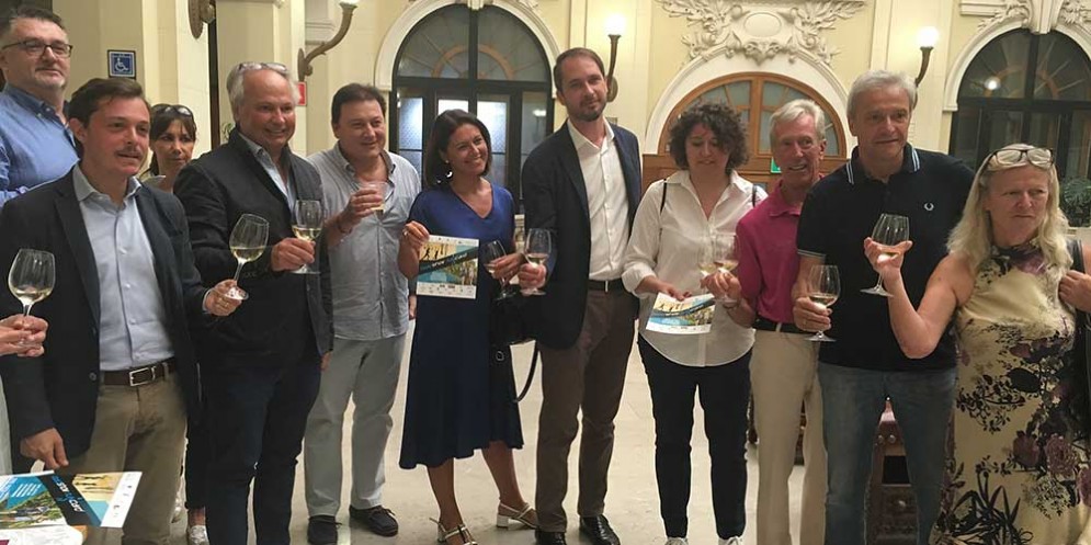 Presentata 'Road Show Runcard', la due giorni di gusto e benessere in piazza Primo Maggio