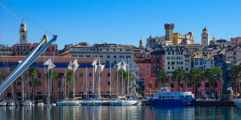 Genova via a «Porto Antico Estate Spettacolo»