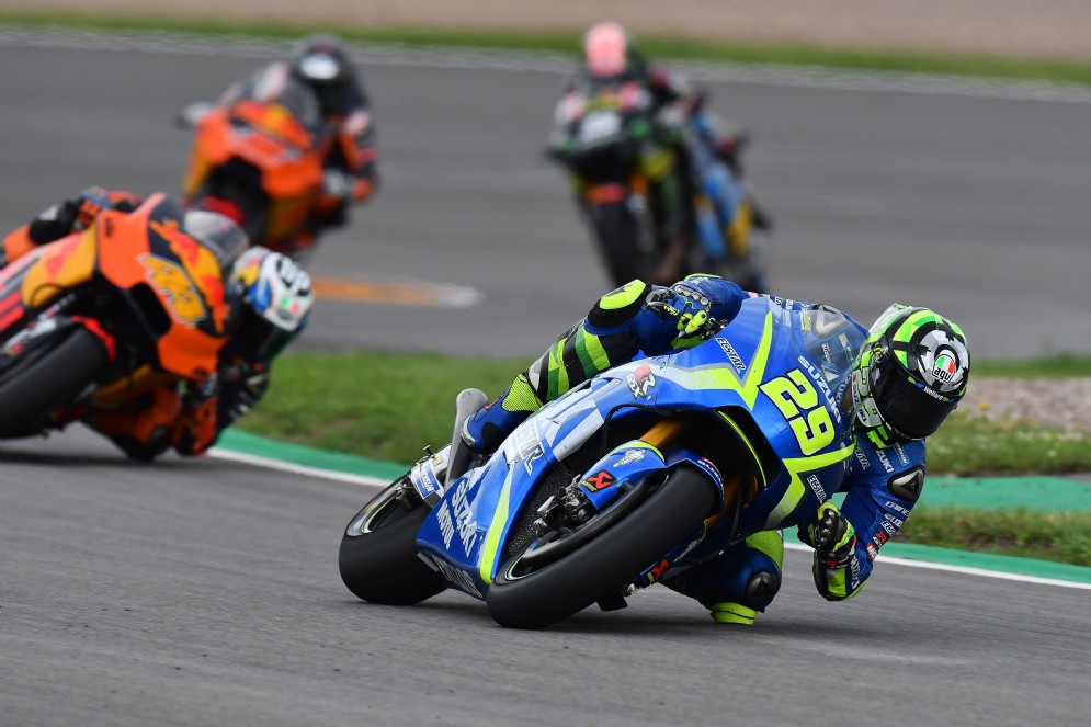Iannone in lotta nel Gran Premio di Germania