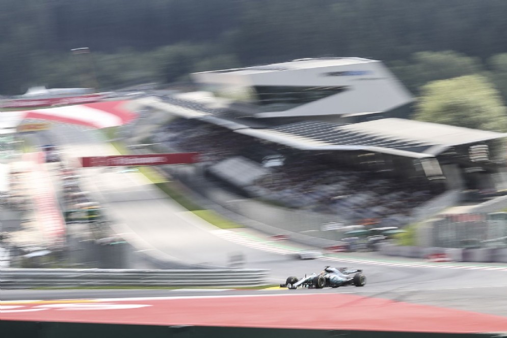 Il pilota della Mercedes in azione al Red Bull Ring