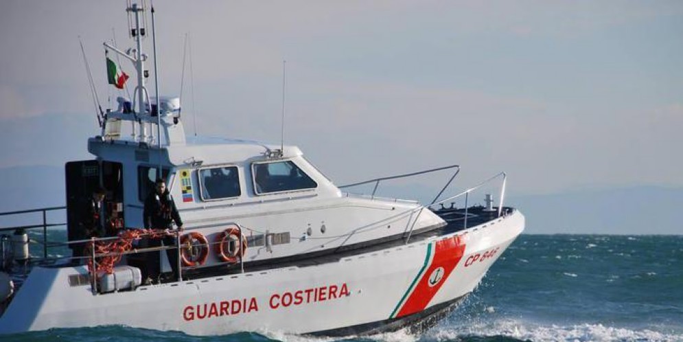 Imbarcazione della Guardia Costiera