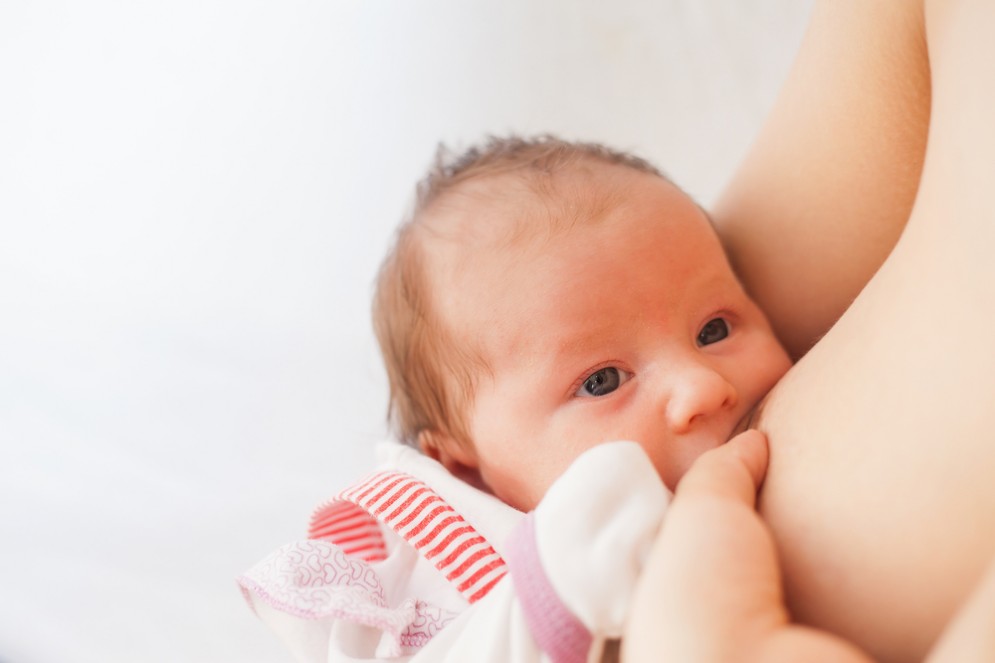 L'allattamento riduce il rischio di cancro all'utero
