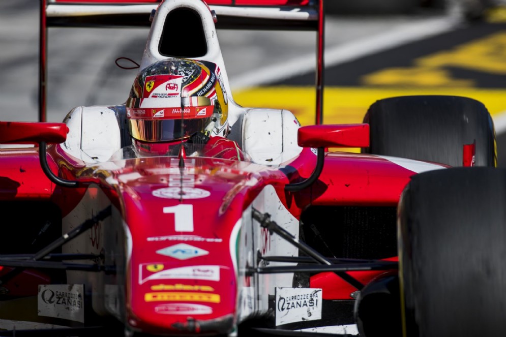 Leclerc in azione in Ungheria con la monoposto del team Prema