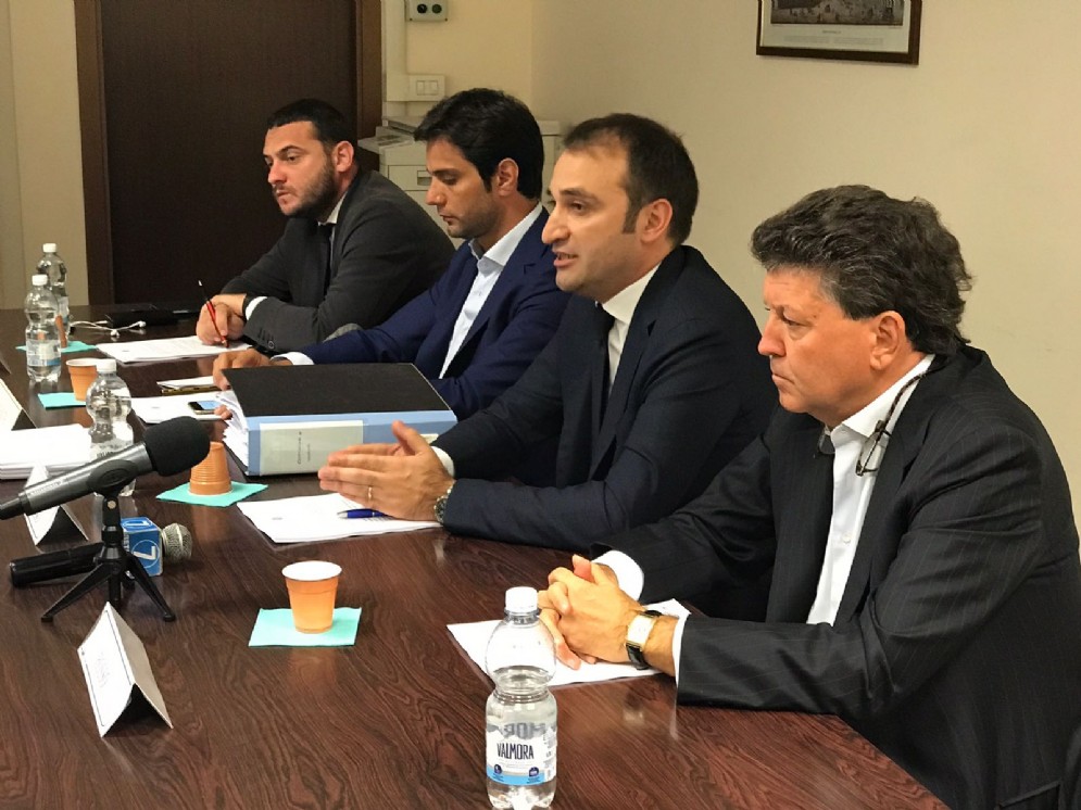 Conferenza stampa presentazione mozione