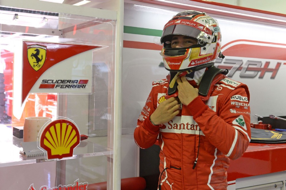 Il 19enne monegasco nel box della Ferrari
