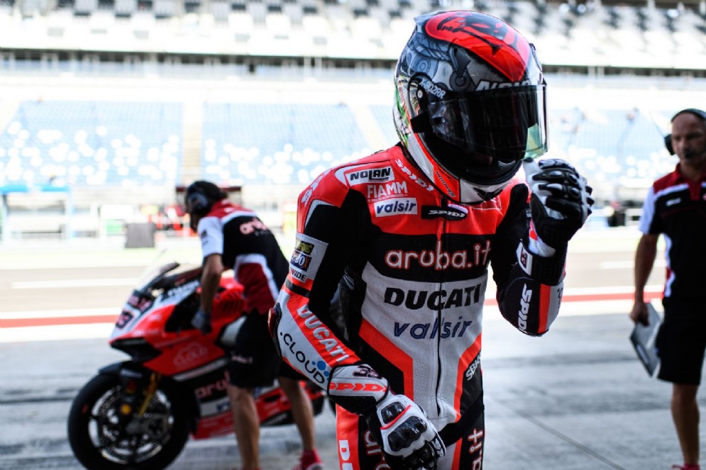 Marco Melandri rientra ai box in Germania