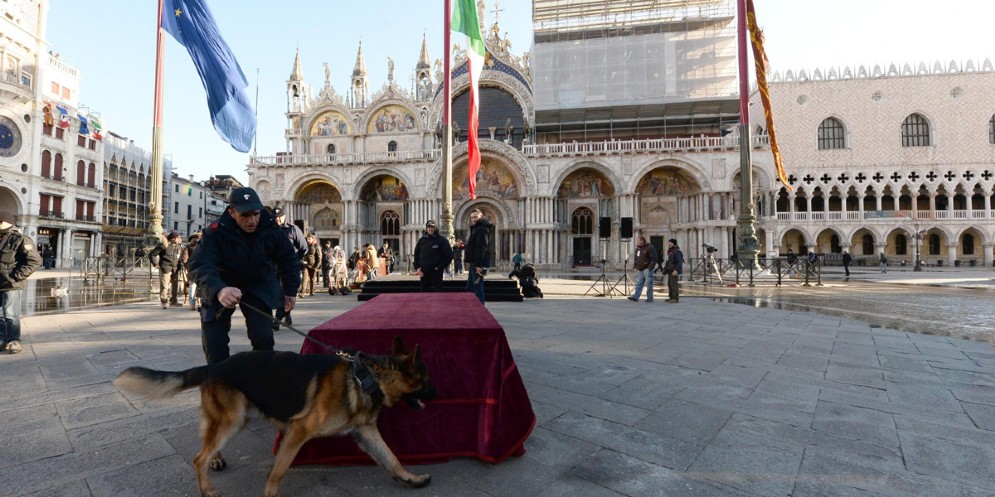 Saranno 300 gli agenti chiamati a garantire la sicurezza durante la Mostra del Cinema