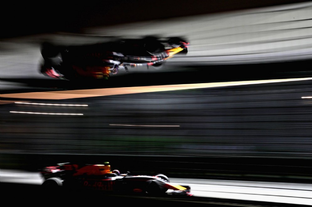Ricciardo al volante della Red Bull nelle prove libere a Marina Bay