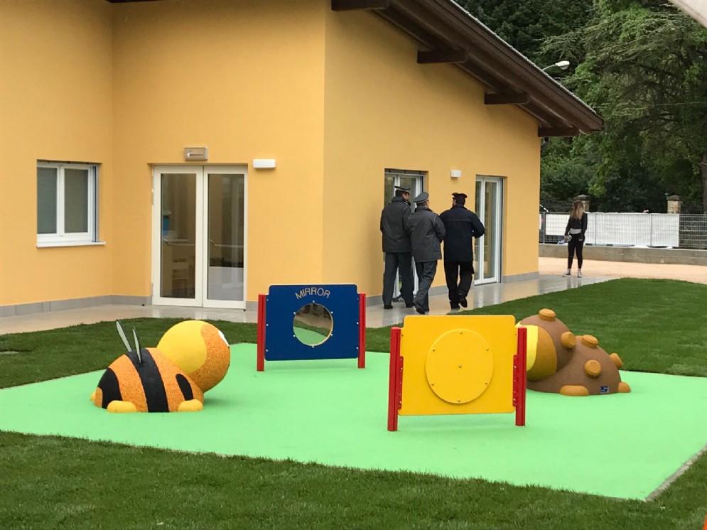 Particolare della scuola