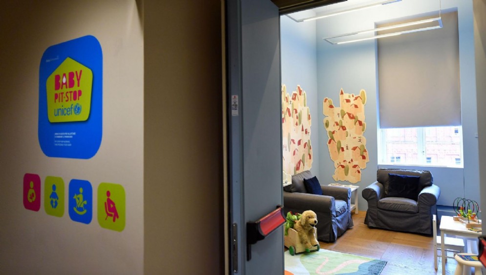 Chiara Appendino inaugura il Baby Pit Stop