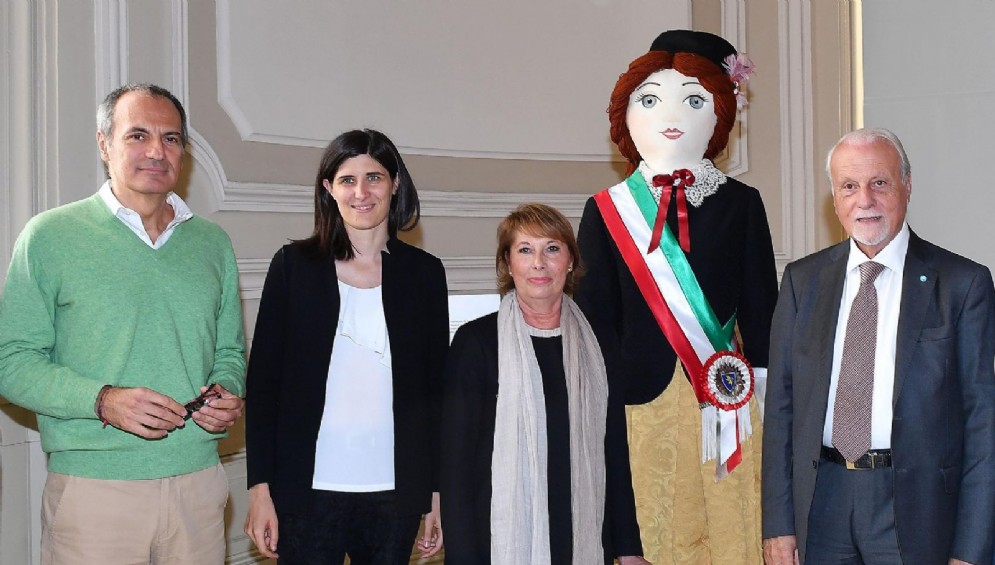 Chiara Appendino inaugura il Baby Pit Stop